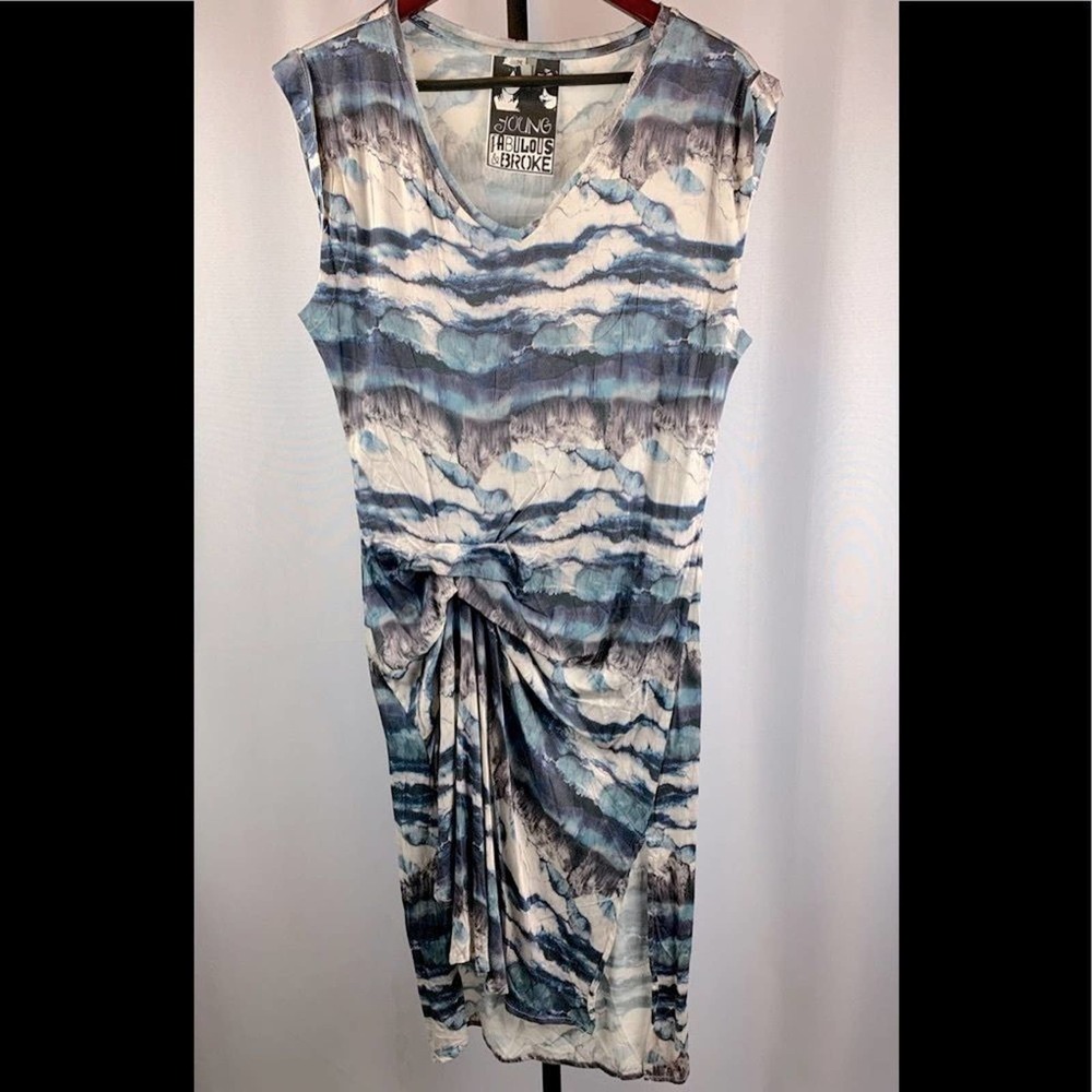 NWOT Young Fabulous and Broke YFB Aiko Blue Cinched Waist Short Sleeve Dress